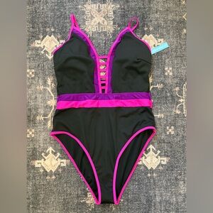 Black and Pink women’s One Piece Swimsuit